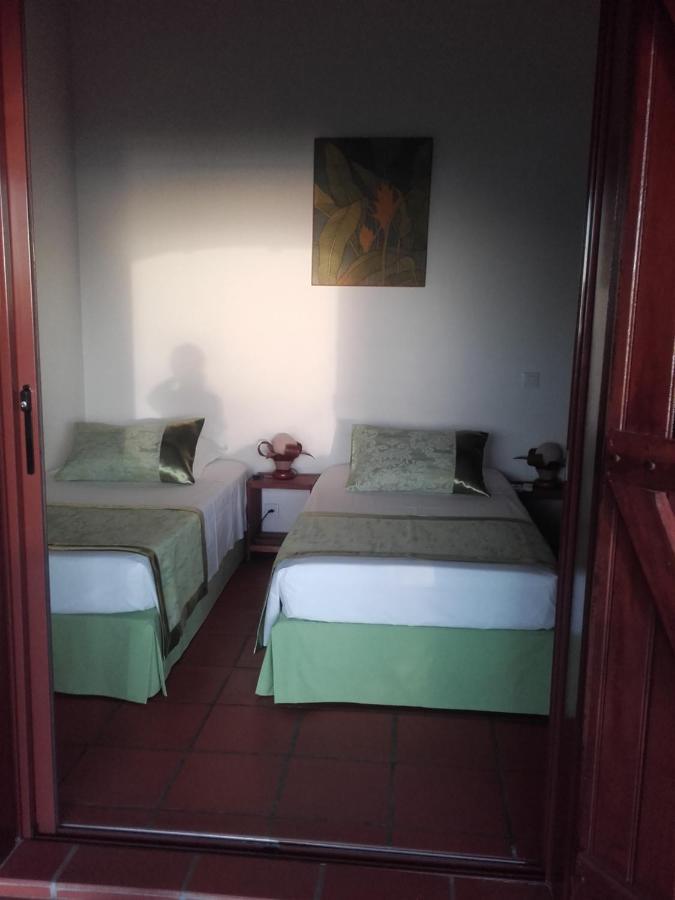 Chambre d'hotes Villa Rayon Vert Deshaies Exterior foto