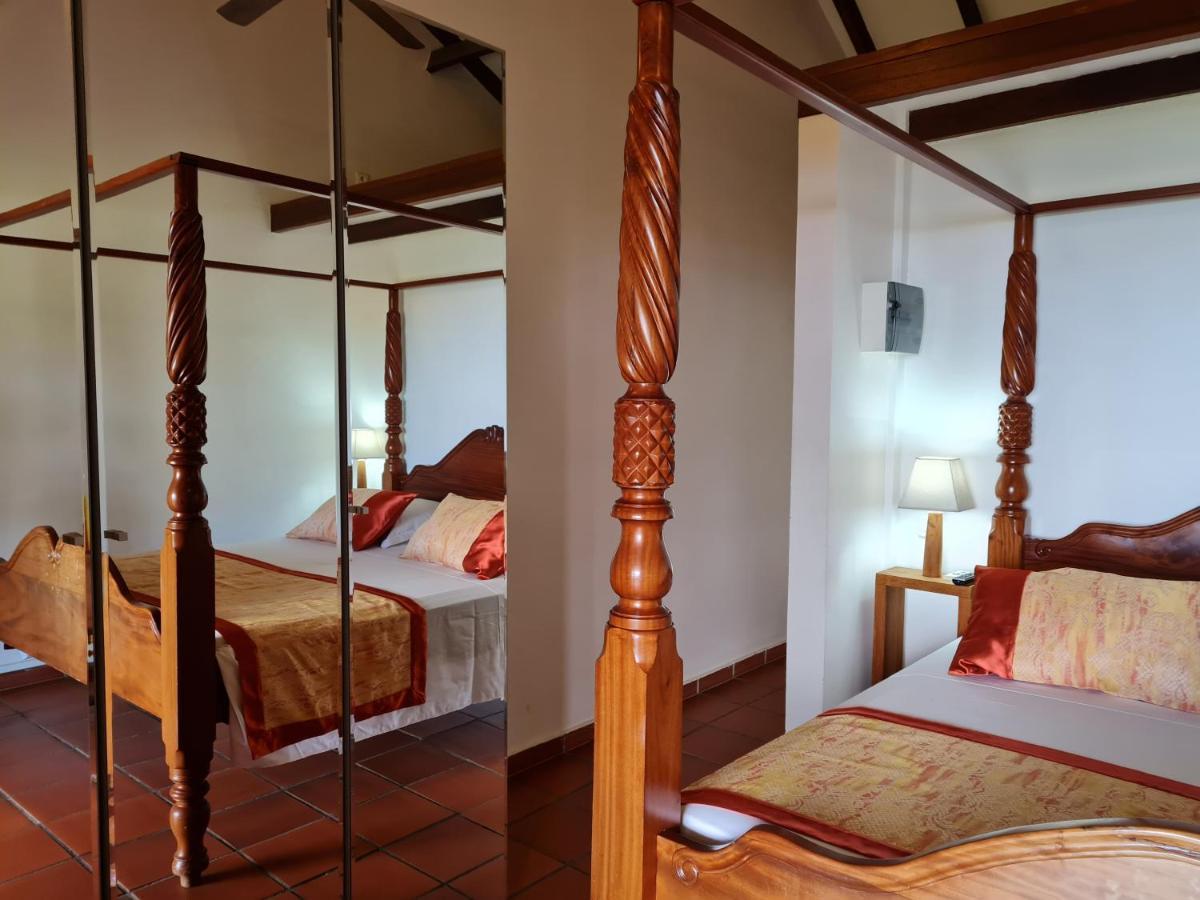 Chambre d'hotes Villa Rayon Vert Deshaies Exterior foto